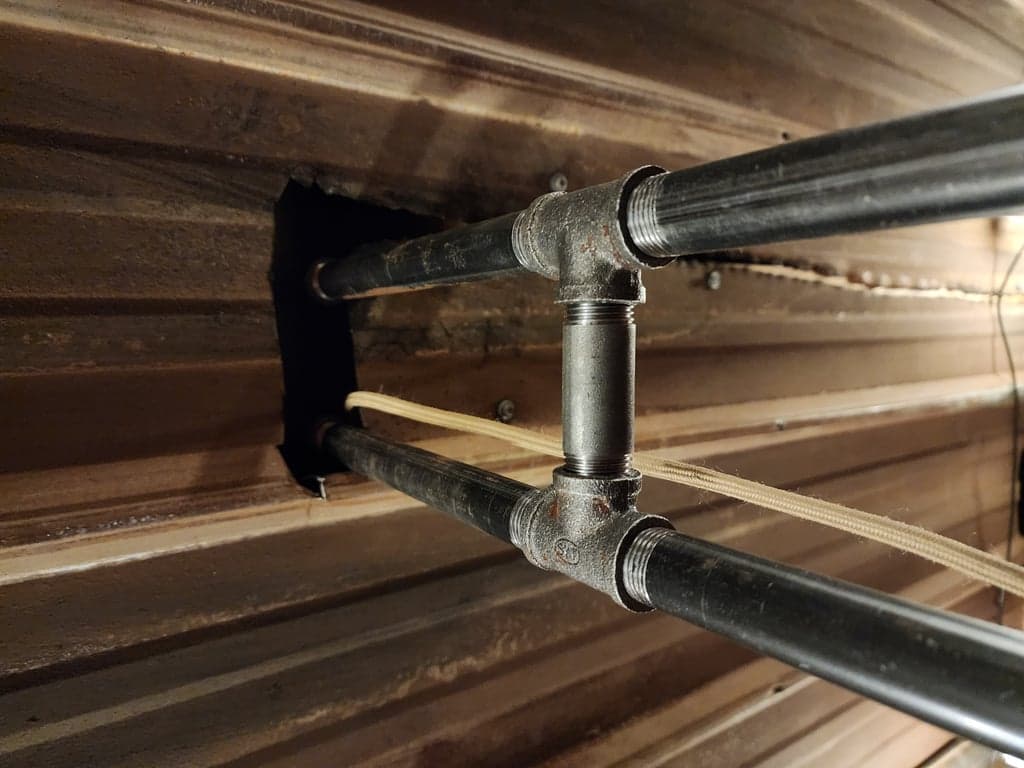 Mounting the fixture