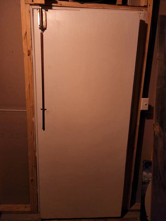 Before picture of the plain door back