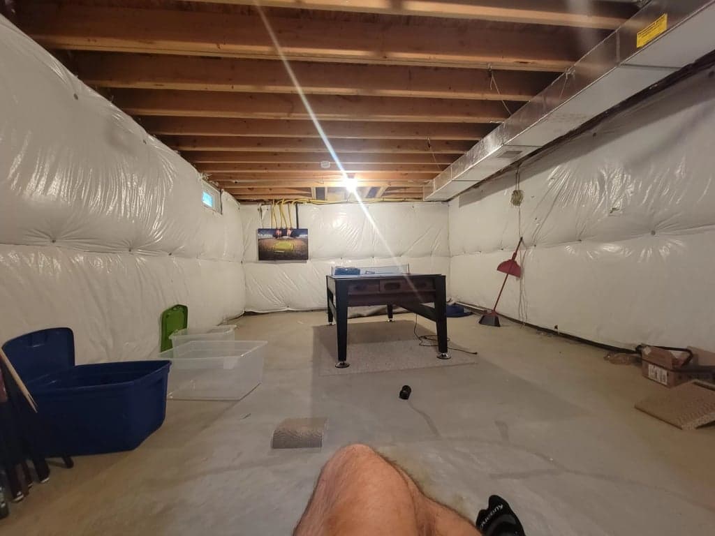 Before picture of the unfinished basement