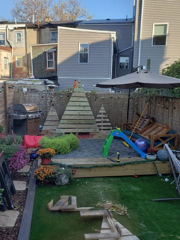 Painted wooden Christmas tree