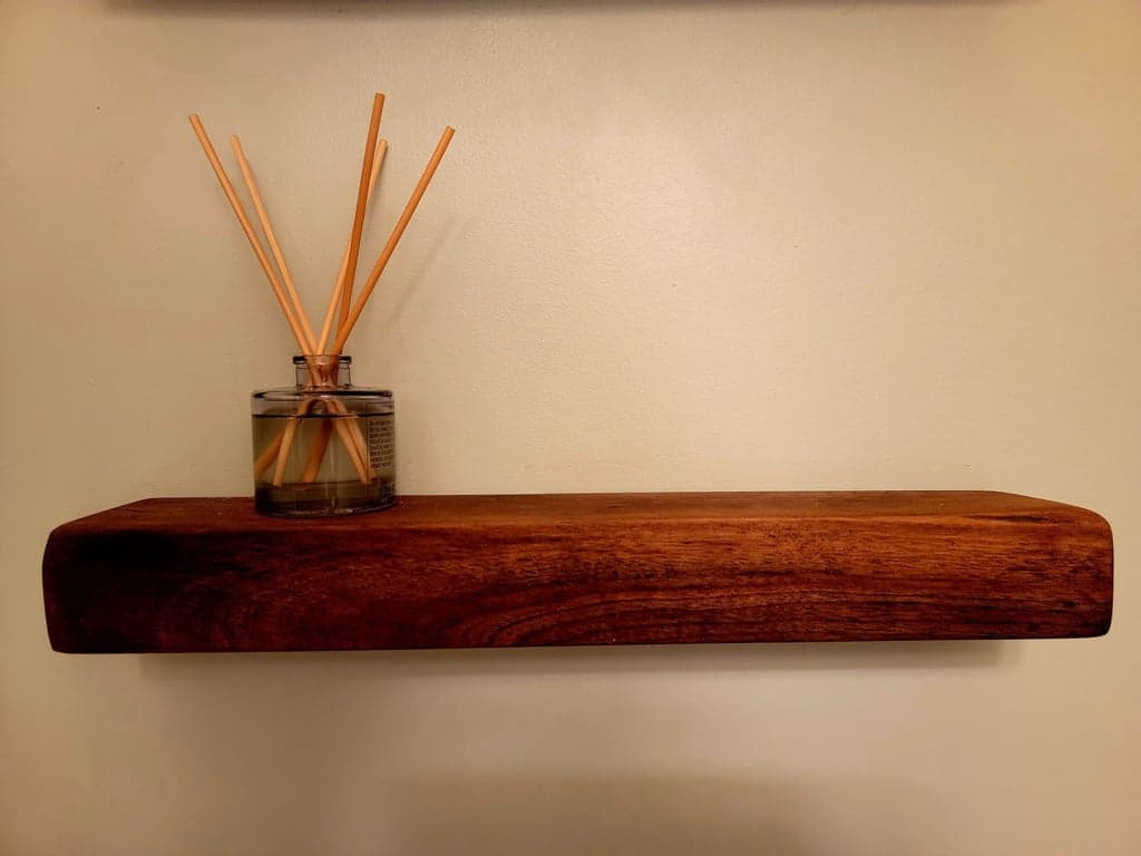 DIY Floating Shelves